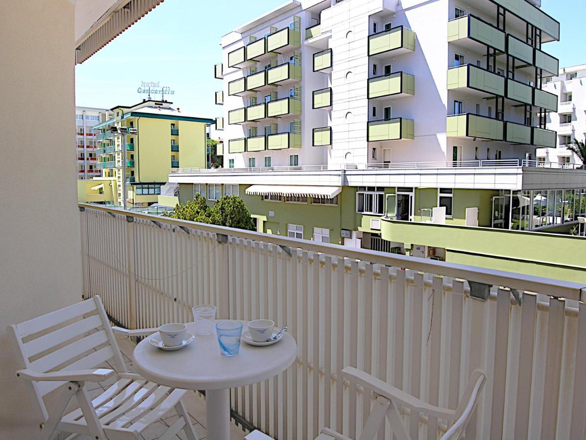 Horizon Belmare Apartments Bibione Exteriör bild